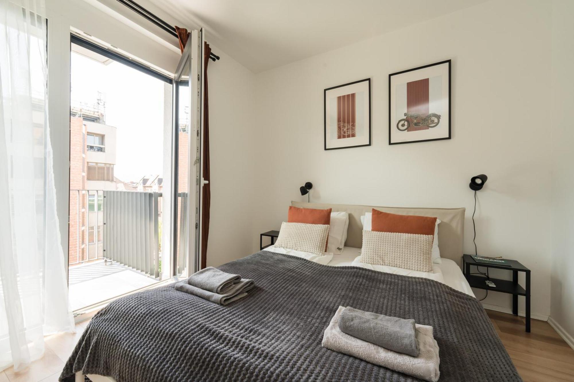 Brand New Modern Apartment-2 Rooms-Balcony-Garage Budapest Exterior foto