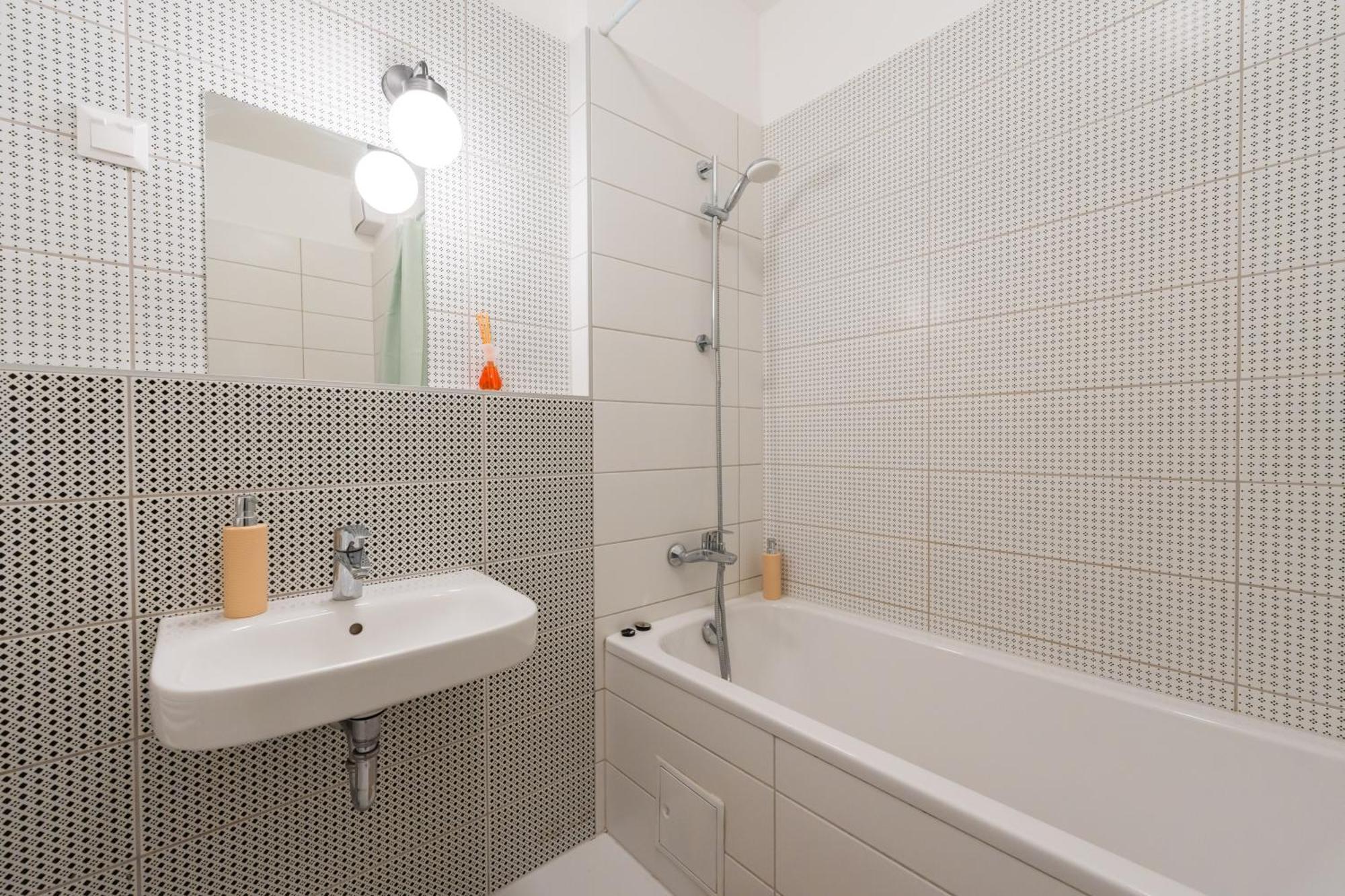 Brand New Modern Apartment-2 Rooms-Balcony-Garage Budapest Exterior foto