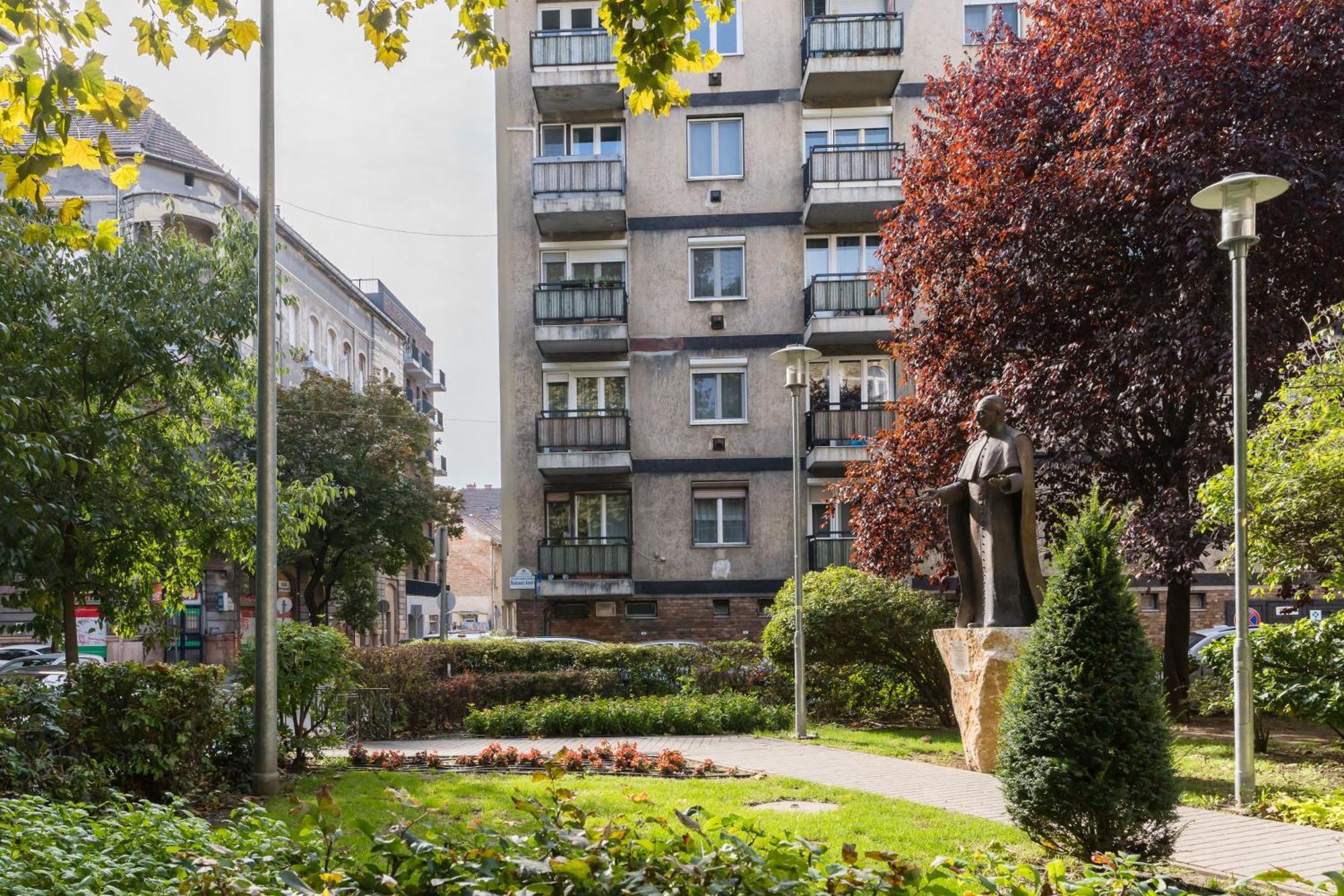Brand New Modern Apartment-2 Rooms-Balcony-Garage Budapest Exterior foto